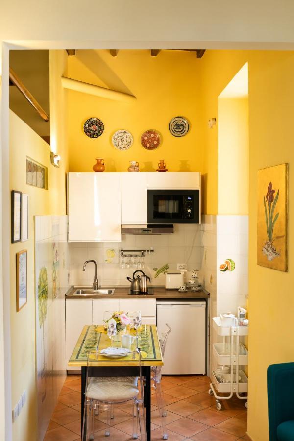 Monti Romantic Sunshine Maisonette Екстер'єр фото