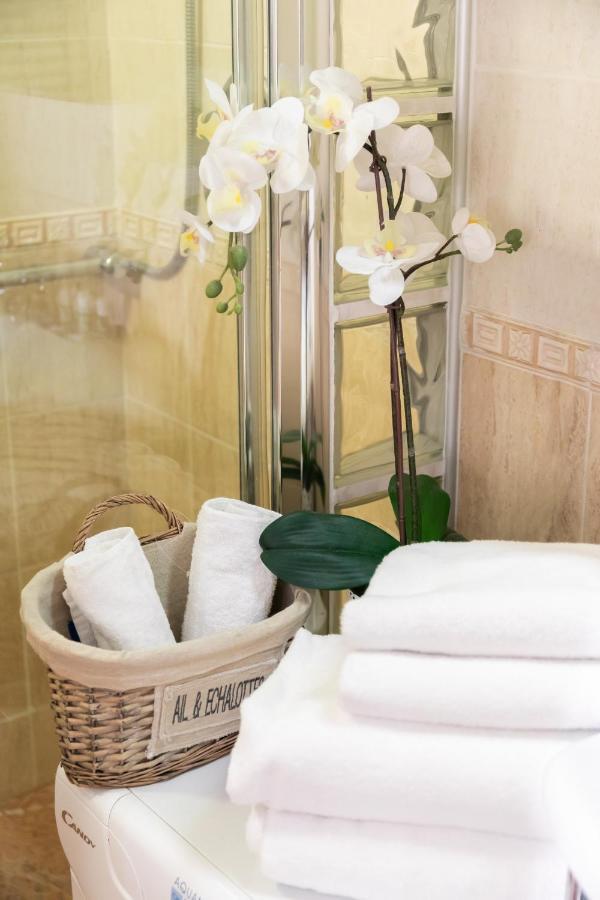 Monti Romantic Sunshine Maisonette Екстер'єр фото